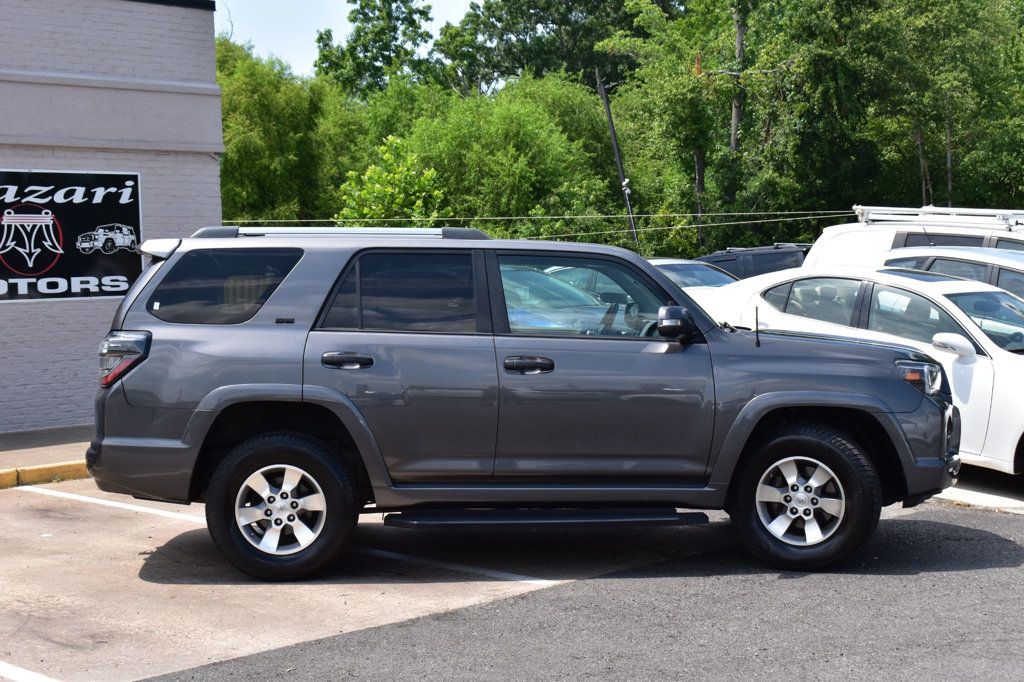 2011 Toyota 4Runner SR5 - 23052536 - 4