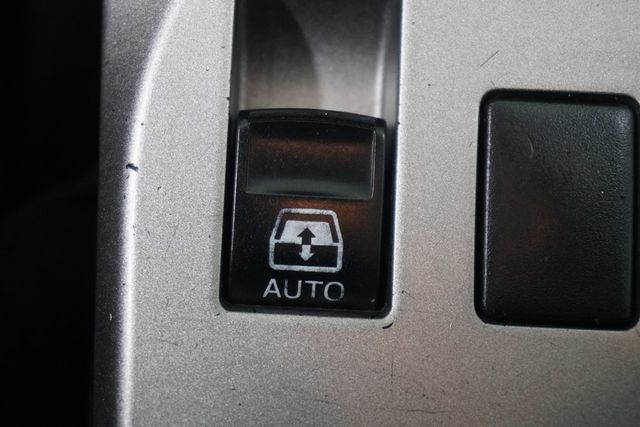 2011 Toyota 4Runner SR5 - 23030851 - 16