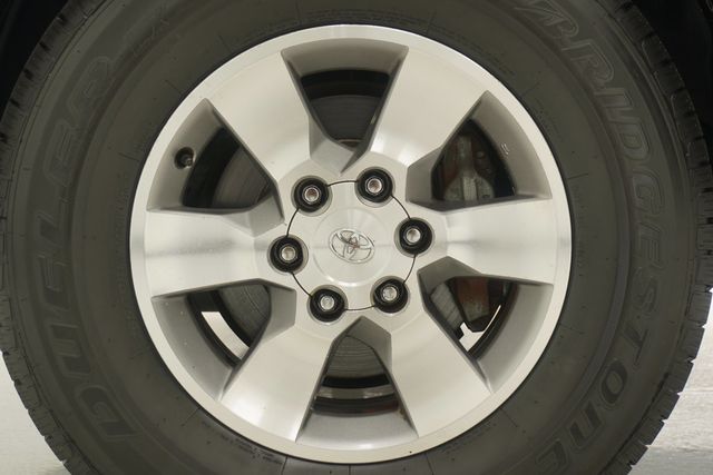2011 Toyota 4Runner SR5 - 23030851 - 20