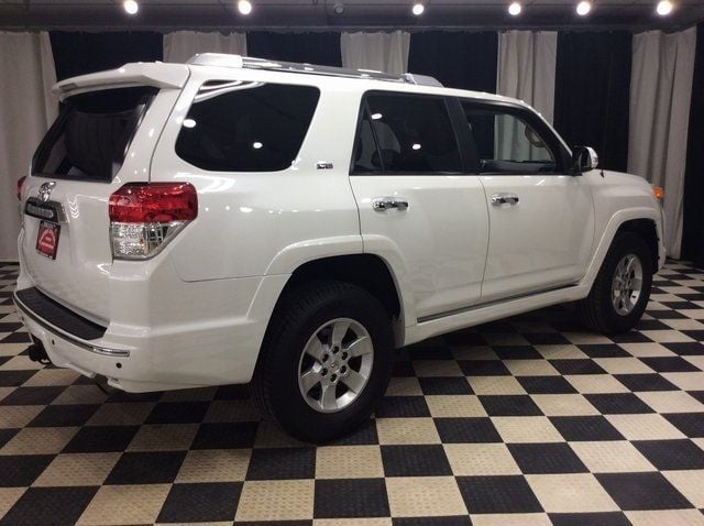 2011 Toyota 4Runner SR5 - 22527951 - 5