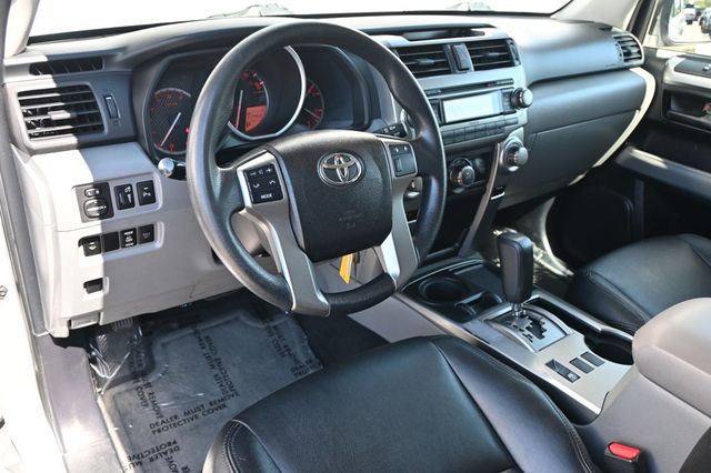2011 Toyota 4Runner SR5 3rd Row Seat - 22994419 - 6
