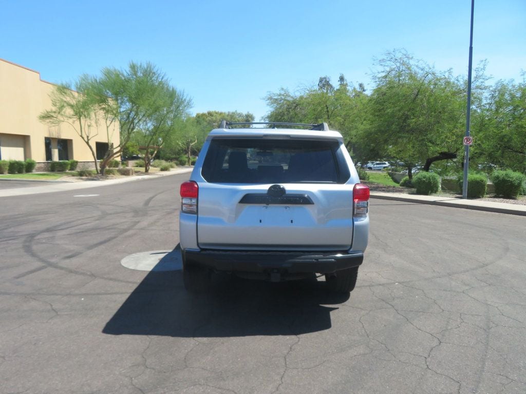 2011 Toyota 4Runner SR5 4X4 4RUNNER EXTRA CLEAN 1OWNER AZ 4X4 4RUNNER SR5  - 23062378 - 11