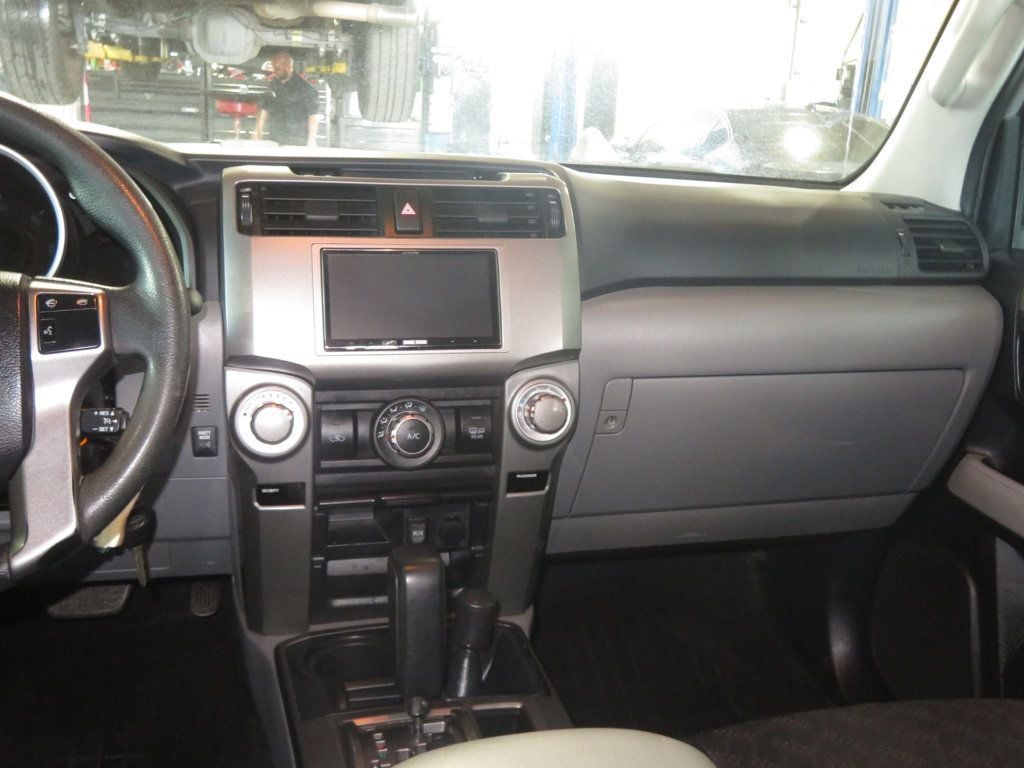 2011 Toyota 4Runner SR5 4X4 4RUNNER EXTRA CLEAN 1OWNER AZ 4X4 4RUNNER SR5  - 23062378 - 34