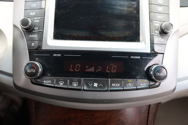 2011 Toyota Avalon  - 23019787 - 34