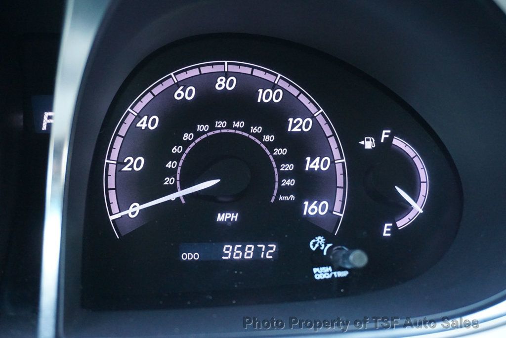 2011 Toyota Avalon 4dr Sedan LEATHER SUNROOF HEATED SEATS REAR CAMERA BLUETOOTH  - 22998599 - 30