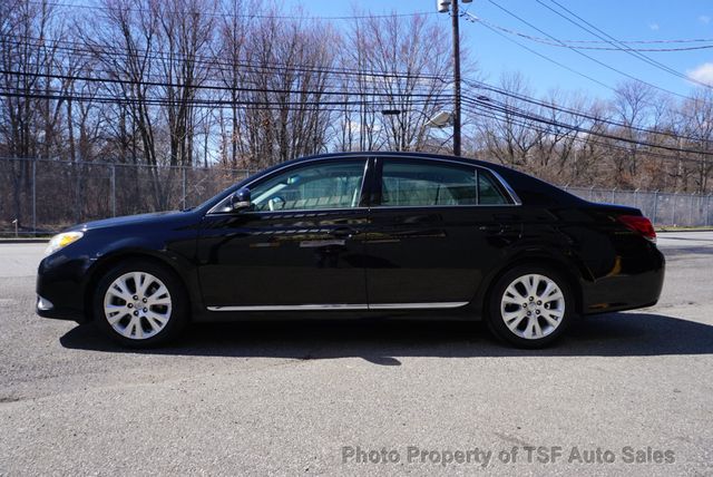 2011 Toyota Avalon 4dr Sedan LEATHER SUNROOF HEATED SEATS REAR CAMERA BLUETOOTH  - 22998599 - 3