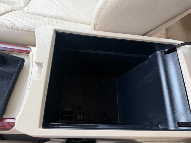 2011 Toyota Avalon 4dr Sedan Limited - 22970615 - 47