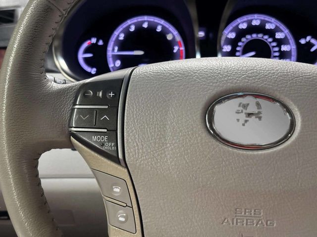 2011 Toyota Avalon 4dr Sedan Limited - 23044337 - 29