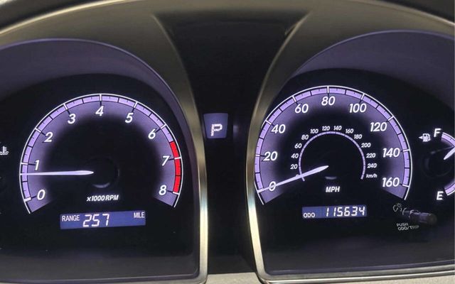 2011 Toyota Avalon 4dr Sedan Limited - 23044337 - 33