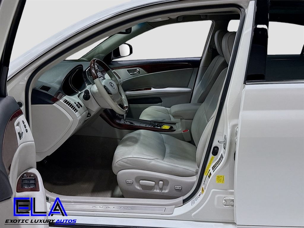 2011 Toyota Avalon 4dr Sedan Limited - 22928459 - 21