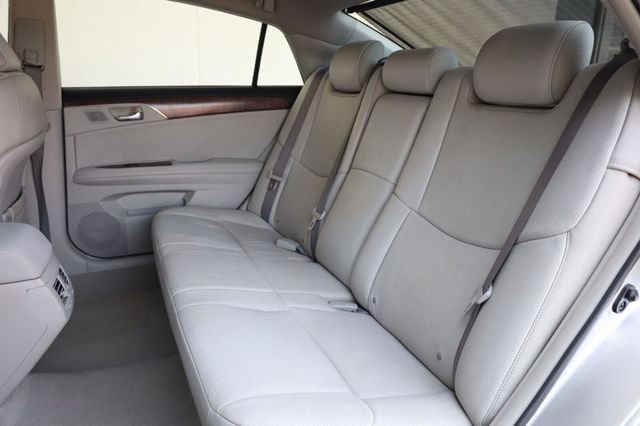 2011 Toyota Avalon Limited - 23069692 - 19