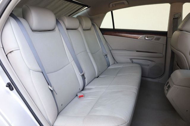 2011 Toyota Avalon Limited - 23069692 - 22