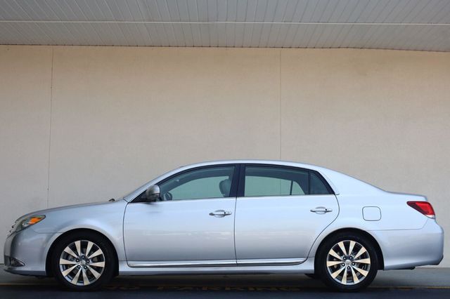 2011 Toyota Avalon Limited - 23069692 - 2