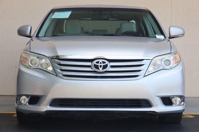 2011 Toyota Avalon Limited - 23069692 - 4