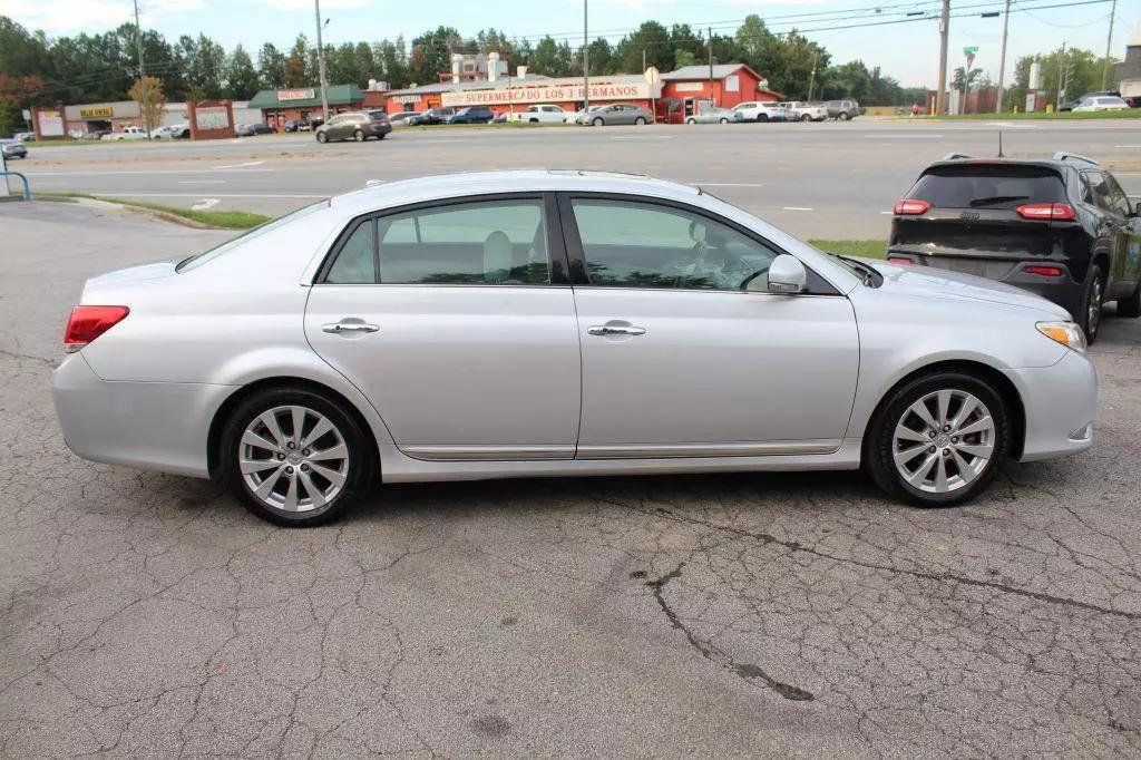 2011 Toyota Avalon Sedan 4D - 22585053 - 8