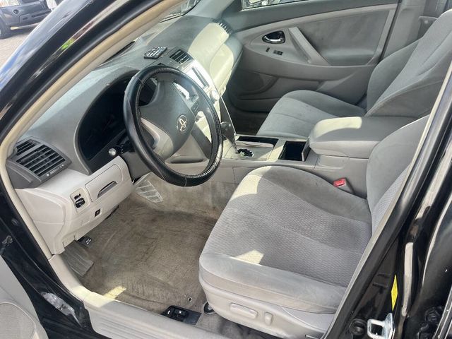 2011 Toyota Camry  - 22958695 - 2