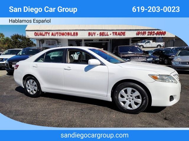 2011 Toyota Camry  - 22630935 - 0