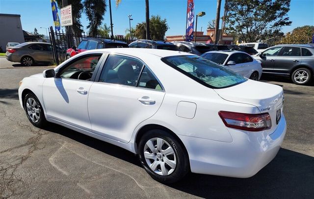 2011 Toyota Camry  - 22630935 - 9