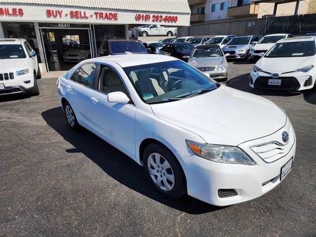 2011 Toyota Camry  - 22630935 - 3