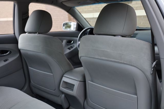 2011 Toyota Camry  - 22946142 - 18