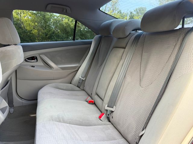 2011 Toyota Camry  - 23051609 - 20