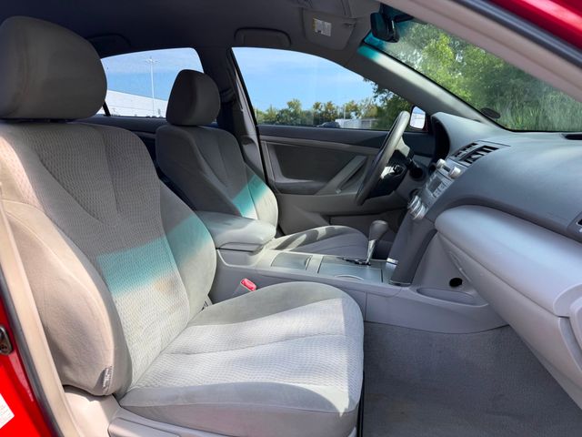 2011 Toyota Camry  - 23051609 - 22