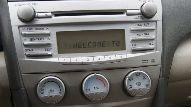 2011 Toyota Camry 3 MONTH WARANTY ,JUST SERVICED, VERY CLEAN INSIDE AND OUT  - 22986888 - 11