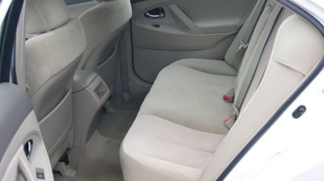 2011 Toyota Camry 3 MONTH WARANTY ,JUST SERVICED, VERY CLEAN INSIDE AND OUT  - 22986888 - 25