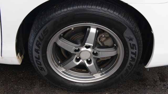 2011 Toyota Camry 3 MONTH WARANTY ,JUST SERVICED, VERY CLEAN INSIDE AND OUT  - 22986888 - 42