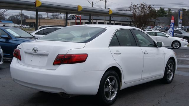 2011 Toyota Camry 3 MONTH WARANTY ,JUST SERVICED, VERY CLEAN INSIDE AND OUT  - 22986888 - 8