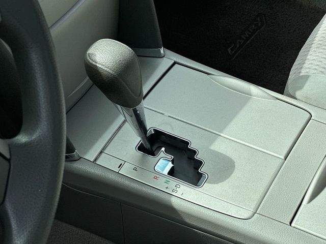 2011 Toyota Camry 4dr Sedan I4 Automatic LE - 22950236 - 16