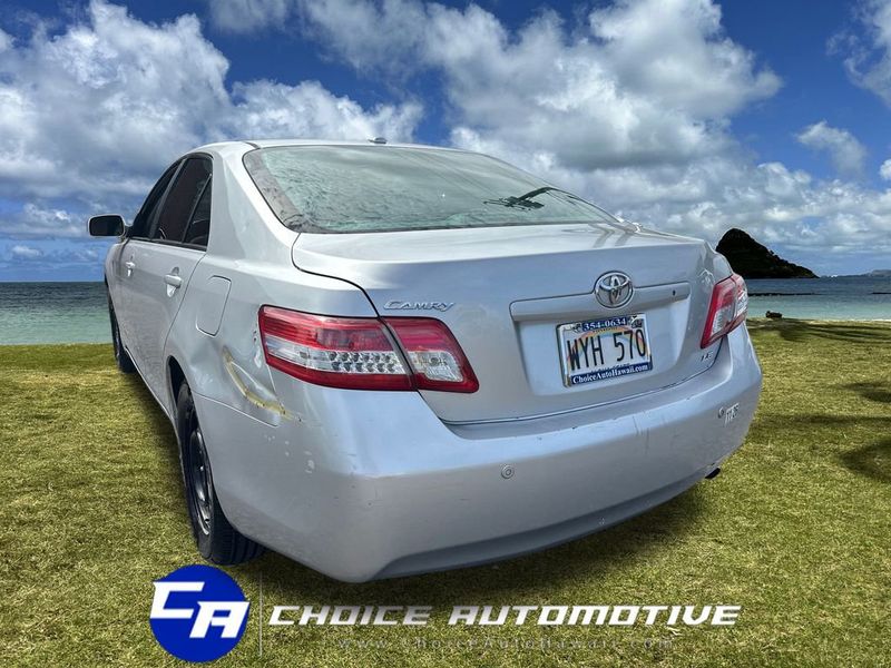 2011 Toyota Camry 4dr Sedan I4 Automatic LE - 22950236 - 4