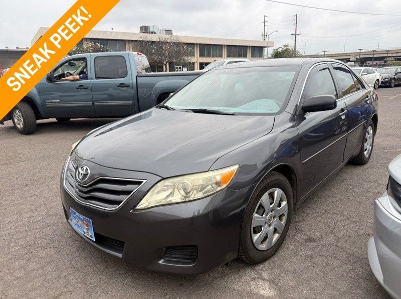 2011 Toyota Camry 4dr Sedan I4 Automatic LE - 22999831 | Video 1