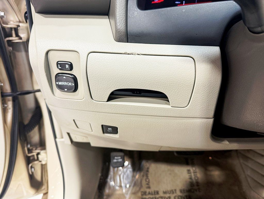 2011 Toyota Camry 4dr Sedan I4 Automatic LE - 22931847 - 12