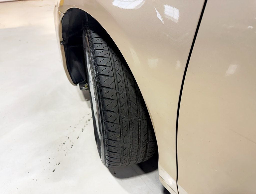 2011 Toyota Camry 4dr Sedan I4 Automatic LE - 22931847 - 2