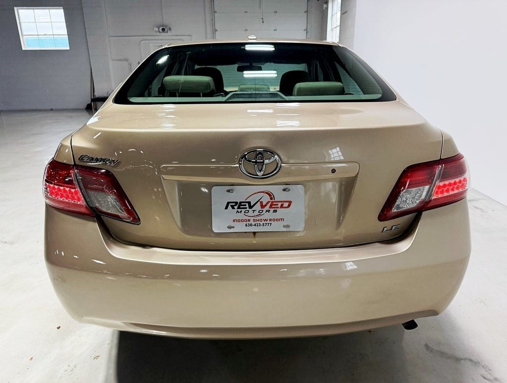 2011 Toyota Camry 4dr Sedan I4 Automatic LE - 22931847 - 5