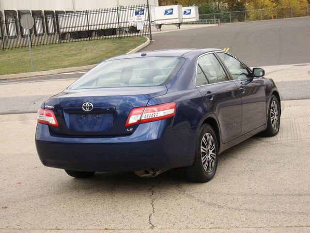2011 Toyota Camry 4dr Sedan I4 Automatic LE - 22938138 - 12