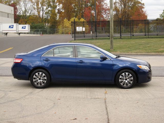 2011 Toyota Camry 4dr Sedan I4 Automatic LE - 22938138 - 8