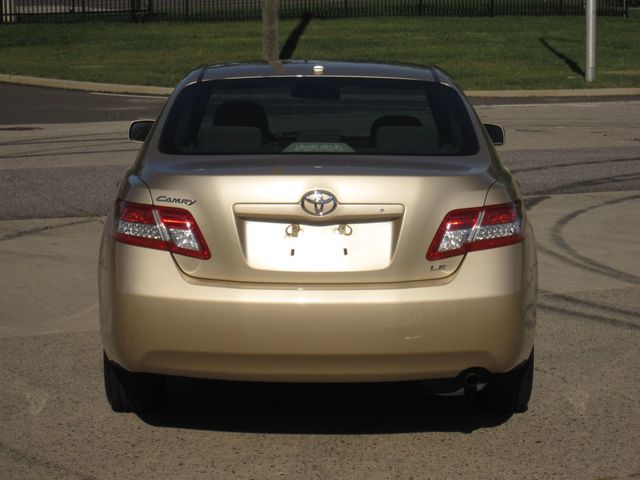 2011 Toyota Camry 4dr Sedan I4 Automatic LE - 23073597 - 13