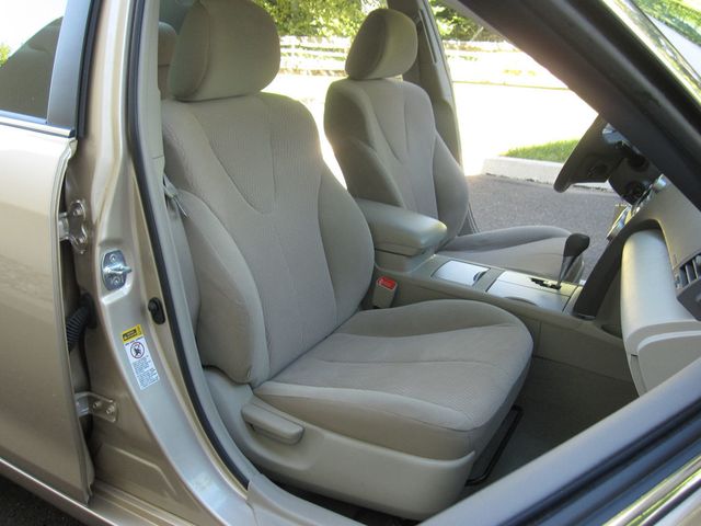 2011 Toyota Camry 4dr Sedan I4 Automatic LE - 23073597 - 23