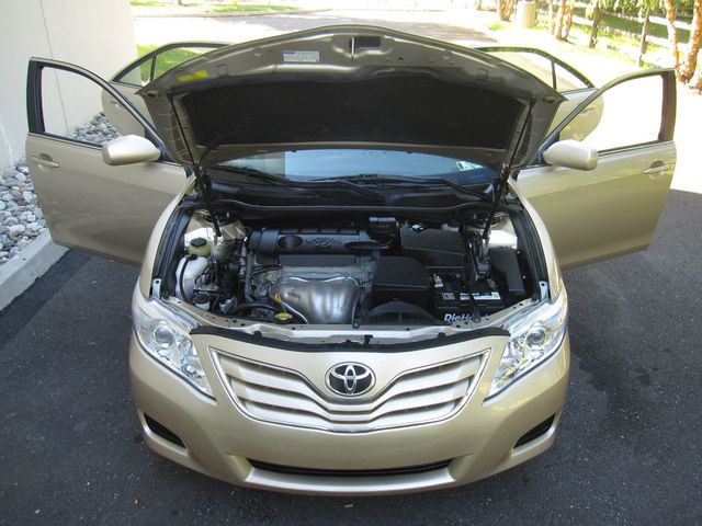 2011 Toyota Camry 4dr Sedan I4 Automatic LE - 23073597 - 31