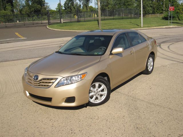 2011 Toyota Camry 4dr Sedan I4 Automatic LE - 23073597 - 3
