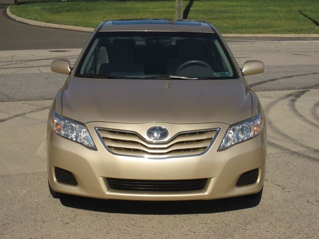 2011 Toyota Camry 4dr Sedan I4 Automatic LE - 23073597 - 4