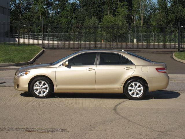 2011 Toyota Camry 4dr Sedan I4 Automatic LE - 23073597 - 5