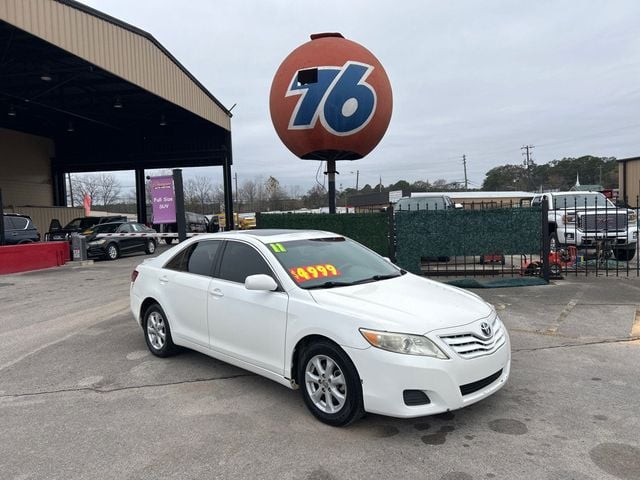 2011 Toyota Camry 4dr Sedan I4 Automatic LE - 22953738 - 0