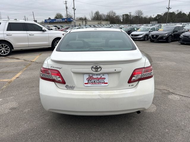 2011 Toyota Camry 4dr Sedan I4 Automatic LE - 22953738 - 4