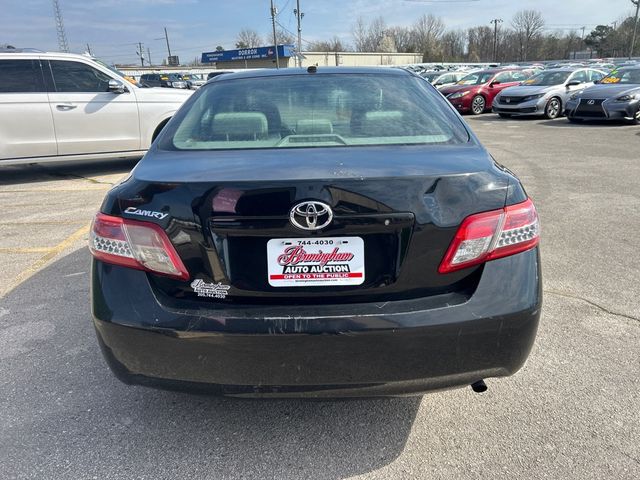 2011 Toyota Camry 4dr Sedan I4 Automatic LE - 22991690 - 4