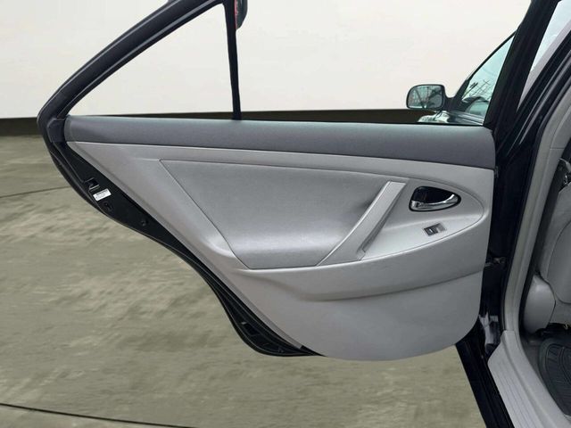 2011 Toyota Camry 4dr Sedan I4 Automatic LE - 23007411 - 11