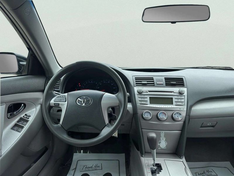 2011 Toyota Camry 4dr Sedan I4 Automatic LE - 23007411 - 15