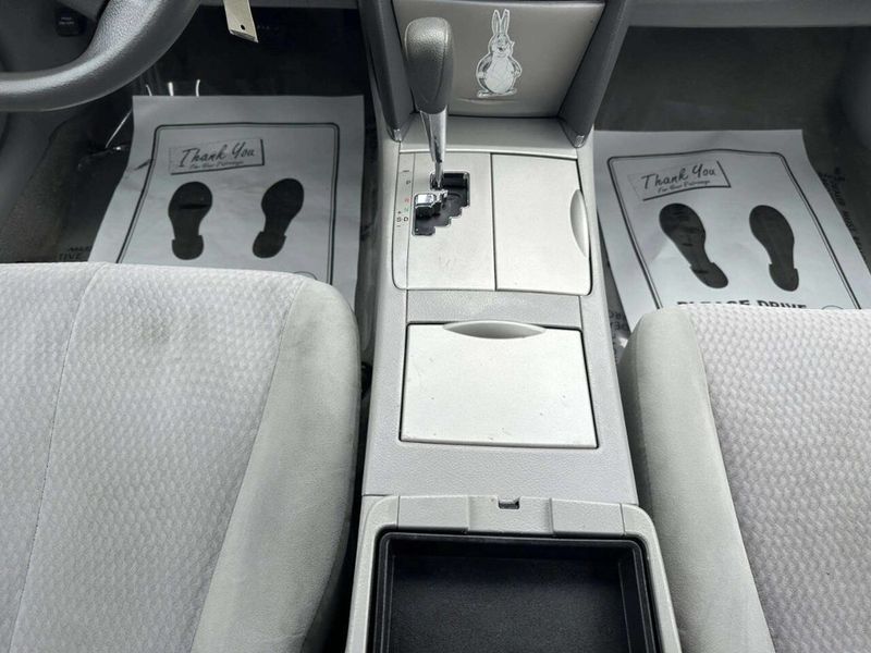 2011 Toyota Camry 4dr Sedan I4 Automatic LE - 23007411 - 17